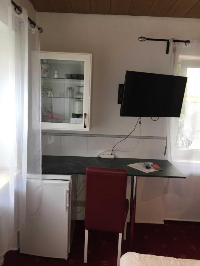 Gaestehaus Am Lindenweg メーアスブルク エクステリア 写真