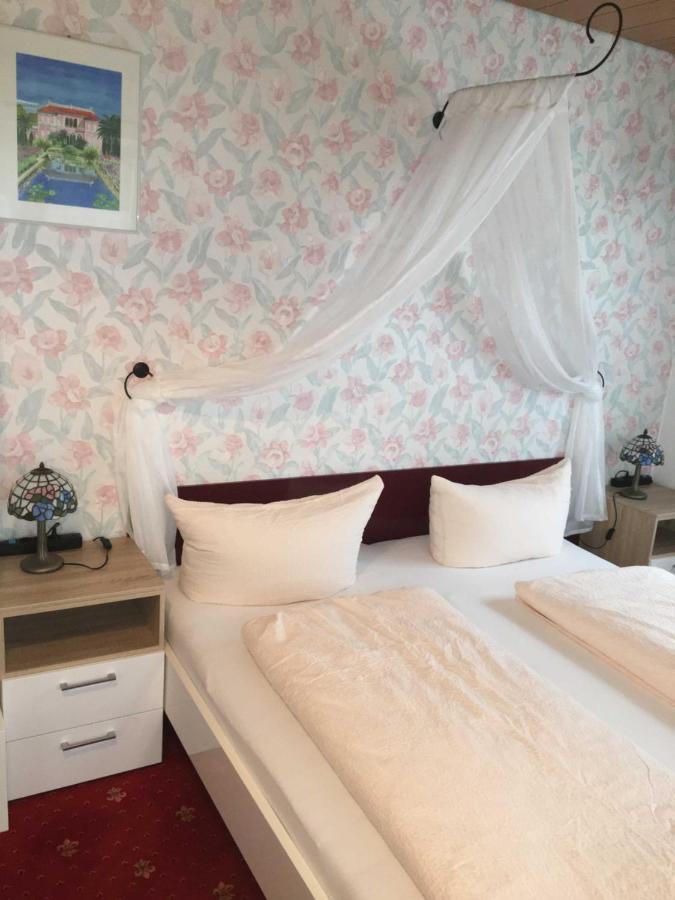 Gaestehaus Am Lindenweg メーアスブルク エクステリア 写真