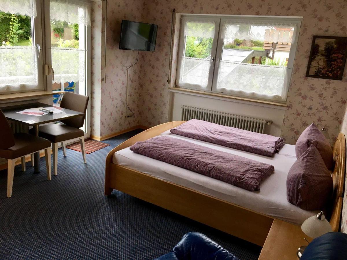 Gaestehaus Am Lindenweg メーアスブルク エクステリア 写真