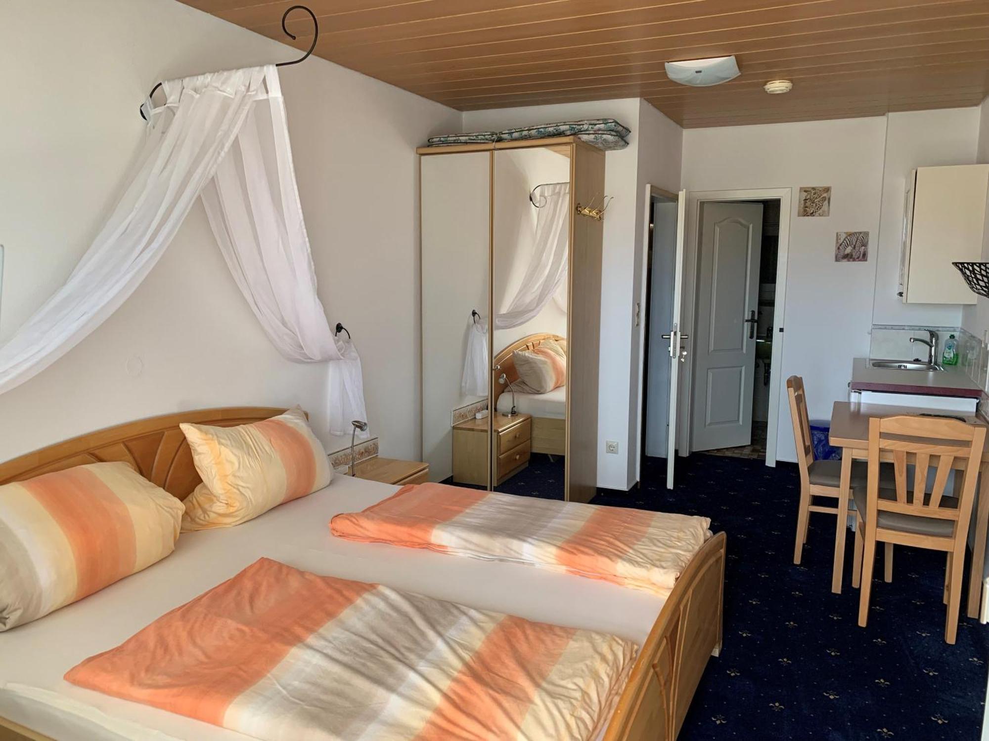Gaestehaus Am Lindenweg メーアスブルク エクステリア 写真